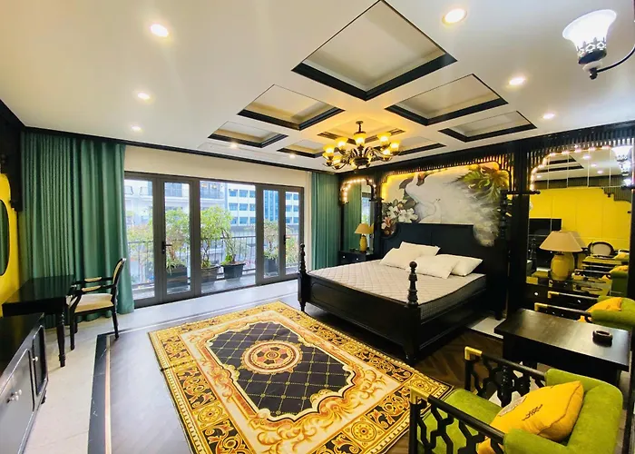 The Bamboo Palace & Residences 5*