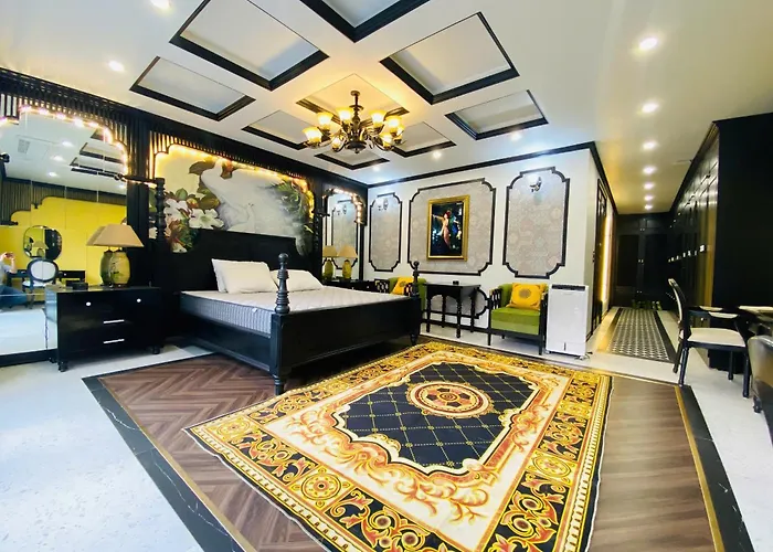 The Bamboo Palace & Residences 5*
